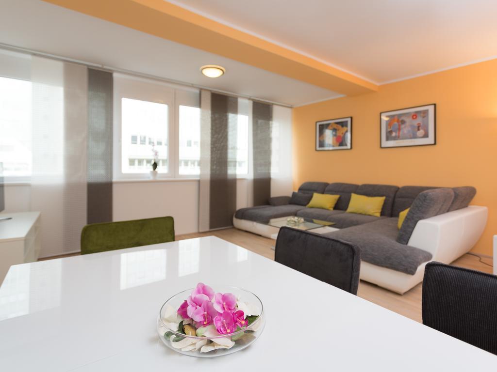 Christian Apartments Oper - Contactless Check In Viyana Dış mekan fotoğraf