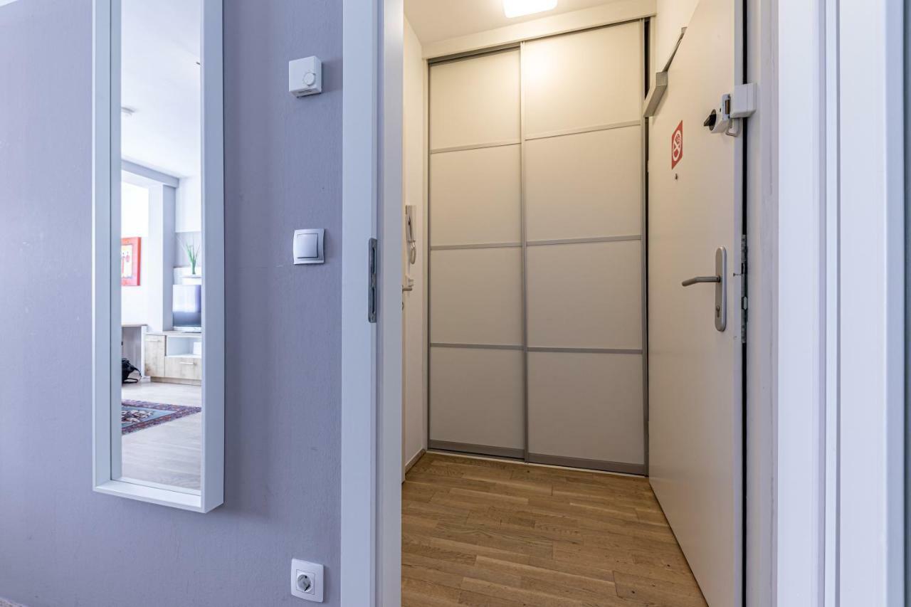 Christian Apartments Oper - Contactless Check In Viyana Dış mekan fotoğraf